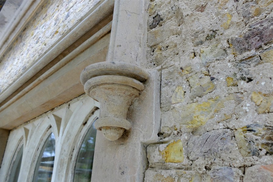 plaster detail aroudn window summerland cork